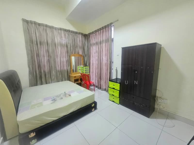 2-storey Terraced House for Sale in Bandar Mahkota Cheras (Cheras) - Hei Kar Jun - Bedroom - PropertyGuru.com.my