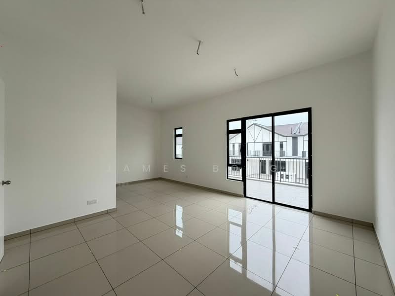 2-storey Terraced House for Sale in Taman Ekoflora (Johor Bahru) - James Bong - Living Room - PropertyGuru.com.my