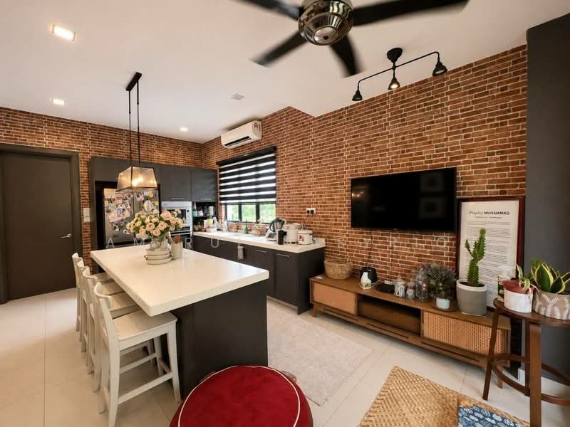 Rumah Teres 2 Tingkat untuk Dijual di Shah Alam (Selangor) - Amirul Nasyriq - Kitchen - PropertyGuru.com.my