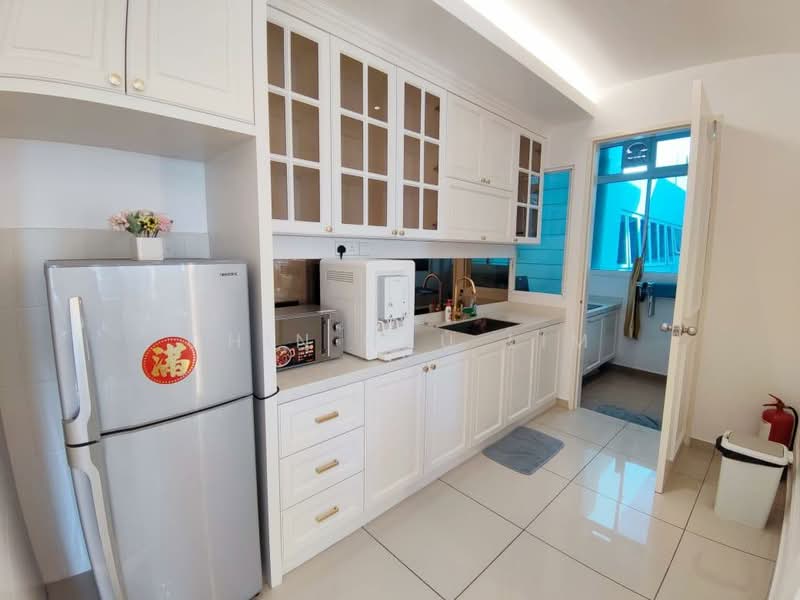 Servis Apartment untuk Disewa di Parkland Residence - Chin Hau Lim - Kitchen - PropertyGuru.com.my