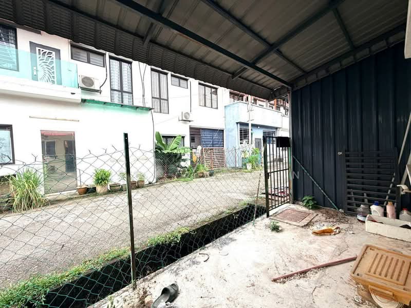 Terraced House for Sale in Klang (Selangor) - Azri Zabidin - Exterior - PropertyGuru.com.my