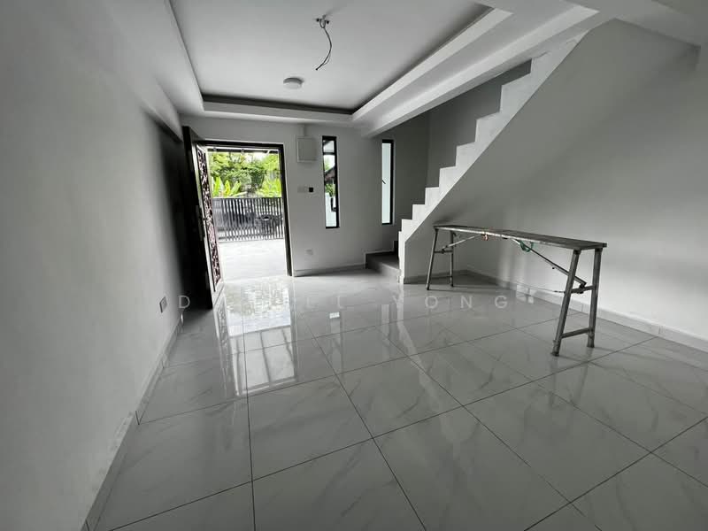 Rumah Teres 2 Tingkat untuk Dijual di Bandar Baru Permas Jaya (Permas Jaya) - Daniel Yong - Living Room - PropertyGuru.com.my