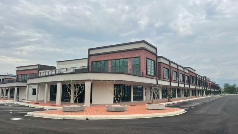 Shop for Rent in Seremban (Negeri Sembilan) - Carine Tham - Exterior - PropertyGuru.com.my