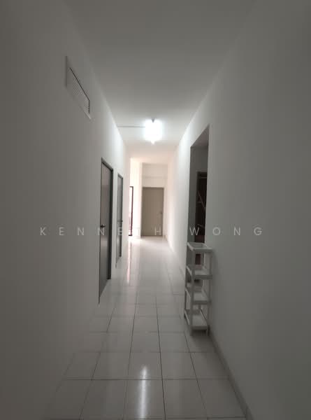 Apartment for Rent at Sri Manja Square Petaling Jaya - Kenneth Wong - Corridor - PropertyGuru.com.my