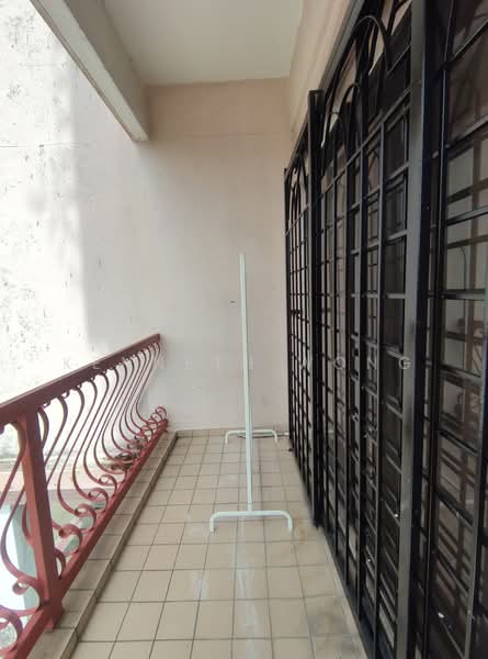 Apartment for Rent at Sri Manja Square Petaling Jaya - Kenneth Wong - Balcony - PropertyGuru.com.my