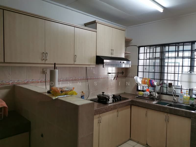 Rumah Teres 2-Tingkat untuk Dijual di Bandar Putra Height (Subang Jaya) - Dennis Ting - PropertyGuru.com.my