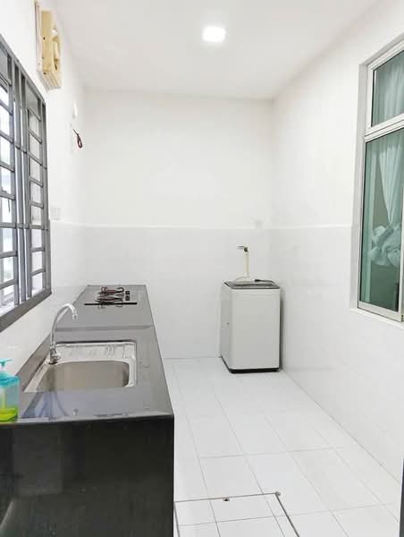 2-storey Terraced House for Sale in Nusa Sentral (Iskandar Puteri (Nusajaya)) - Ee Fong Toh - Kitchen - PropertyGuru.com.my