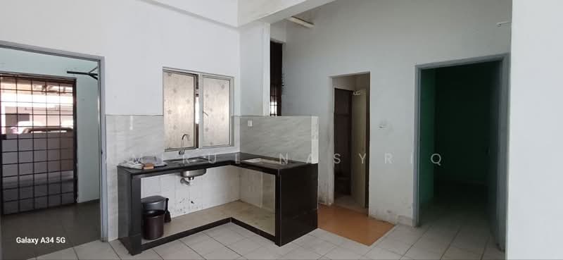 Pangsapuri untuk Dijual di Palm Garden Apartment - Amirul Nasyriq - Kitchen - PropertyGuru.com.my