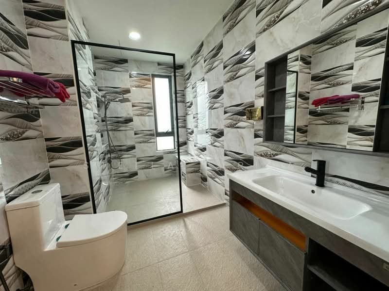 Cluster House for Rent in Iskandar Puteri (Nusajaya) (Johor) - Stella Narita - Bathroom - PropertyGuru.com.my