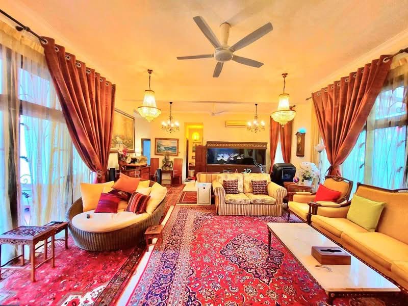 Rumah Banglo untuk Dijual di Seksyen 27 (Shah Alam) - Ashraff Daniel - Living Room - PropertyGuru.com.my