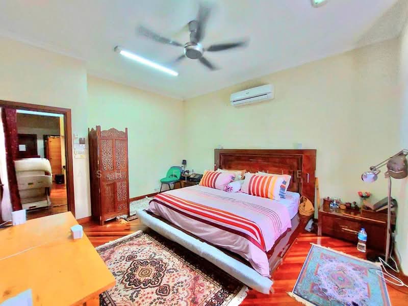 Rumah Banglo untuk Dijual di Seksyen 27 (Shah Alam) - Ashraff Daniel - PropertyGuru.com.my