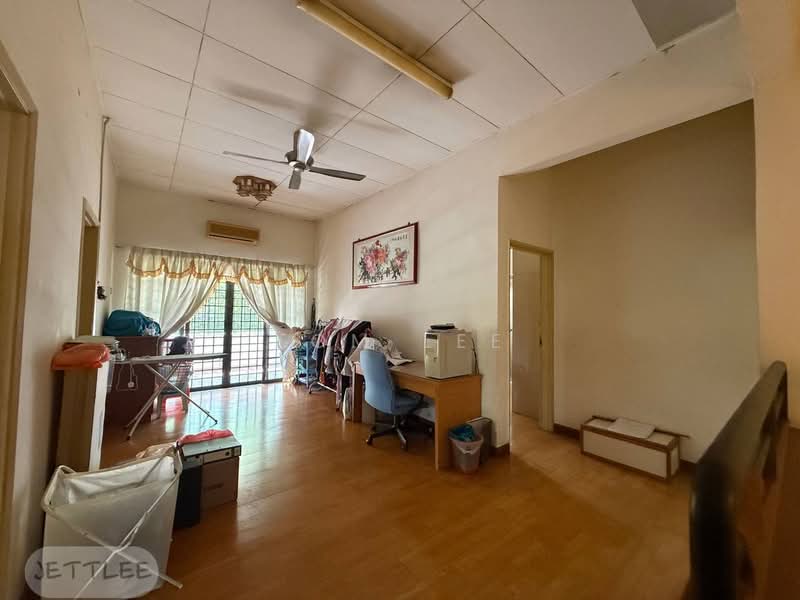 2-storey Terraced House for Sale in Bukit Jelutong (Shah Alam) - Tom Lee - PropertyGuru.com.my