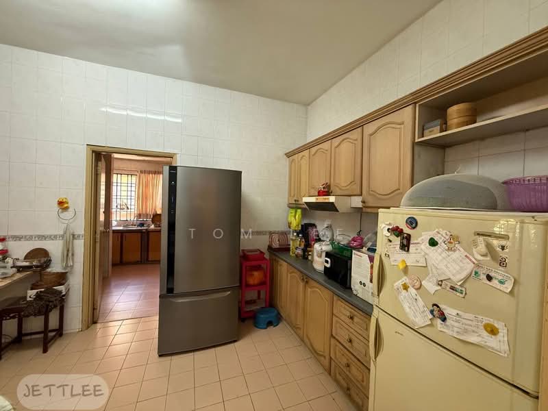 2-storey Terraced House for Sale in Bukit Jelutong (Shah Alam) - Tom Lee - PropertyGuru.com.my
