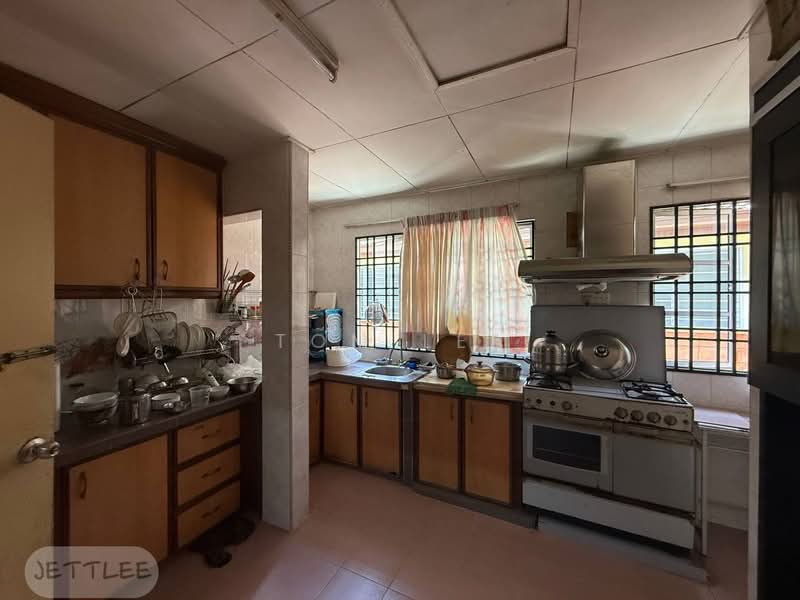 2-storey Terraced House for Sale in Bukit Jelutong (Shah Alam) - Tom Lee - PropertyGuru.com.my