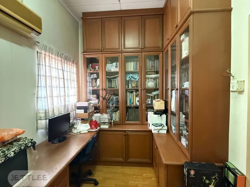 2-storey Terraced House for Sale in Bukit Jelutong (Shah Alam) - Tom Lee - PropertyGuru.com.my