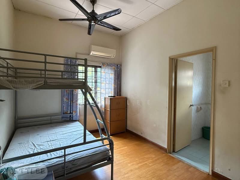 2-storey Terraced House for Sale in Bukit Jelutong (Shah Alam) - Tom Lee - PropertyGuru.com.my