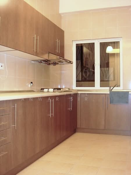 Service Residence for Sale at Waldorf Tower - Khairil Anwar Sirajudin - Kitchen - PropertyGuru.com.my