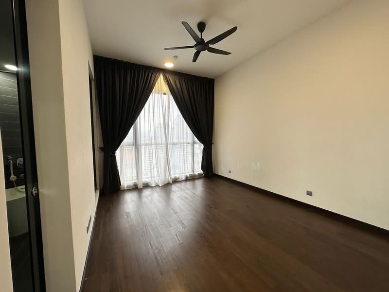 Kondominium untuk Dijual di The Estate - Shane Lim - Bedroom - PropertyGuru.com.my