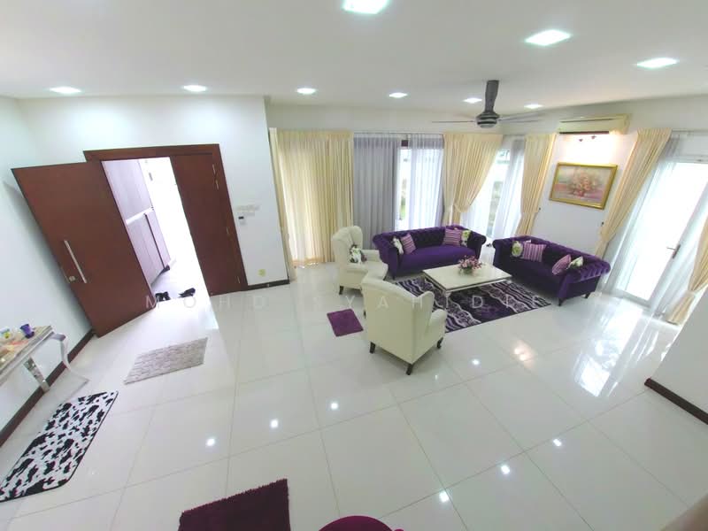 Rumah Berkembar untuk Disewa di Ampang Jaya (Ampang) - Mohd Syahidie - Living Room - PropertyGuru.com.my