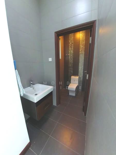 Rumah Berkembar untuk Disewa di Ampang Jaya (Ampang) - Mohd Syahidie - Bathroom - PropertyGuru.com.my