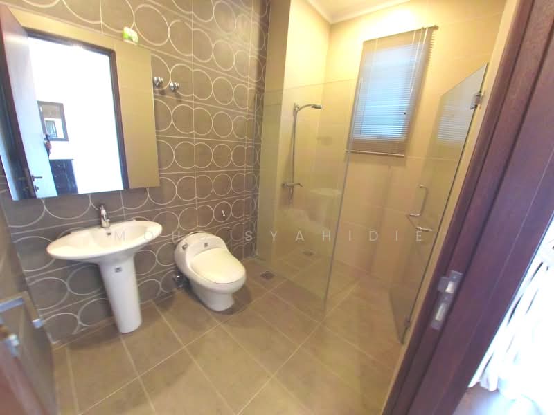 Rumah Berkembar untuk Disewa di Ampang Jaya (Ampang) - Mohd Syahidie - Bathroom - PropertyGuru.com.my