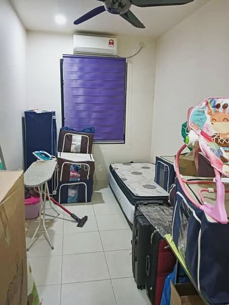 2-storey Terraced House for Sale in Taman Scientex Senai (Senai) - Sausa Lee - Bedroom - PropertyGuru.com.my