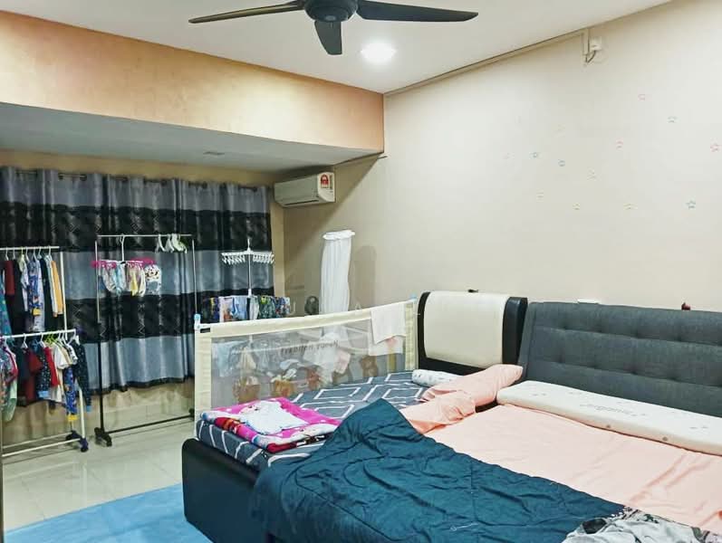 2-storey Terraced House for Sale in Taman Scientex Senai (Senai) - Sausa Lee - Bedroom - PropertyGuru.com.my