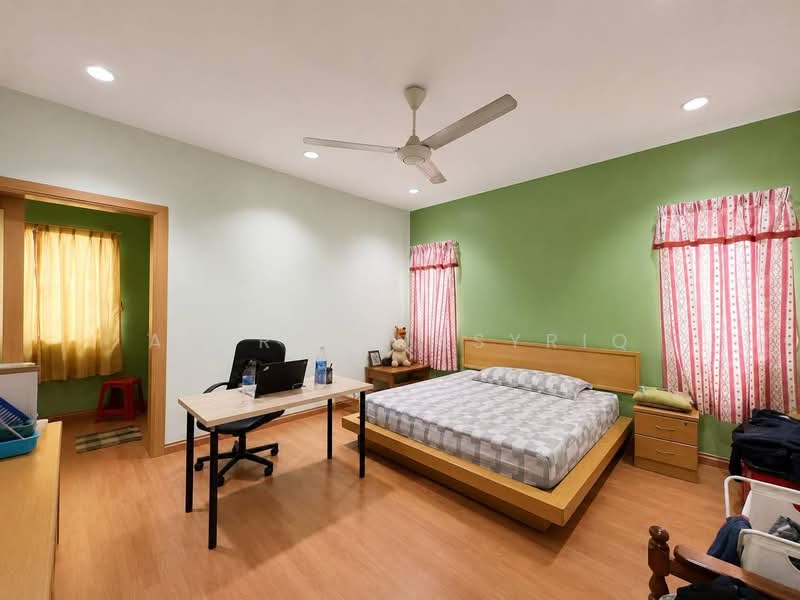 Rumah Teres 2 Tingkat untuk Dijual di Bandar Bukit Raja (Klang) - Amirul Nasyriq - Bedroom - PropertyGuru.com.my