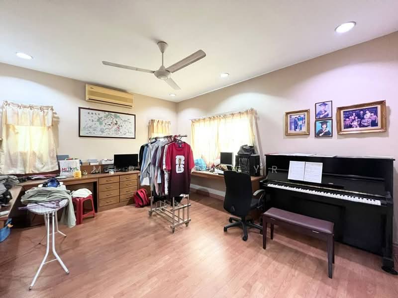 Rumah Teres 2 Tingkat untuk Dijual di Bandar Bukit Raja (Klang) - Amirul Nasyriq - Study - PropertyGuru.com.my