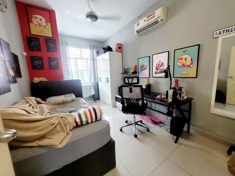 Rumah Teres untuk Dijual di TAMAN PUCHONG UTAMA (Puchong) - Kayden Wong - Bedroom - PropertyGuru.com.my