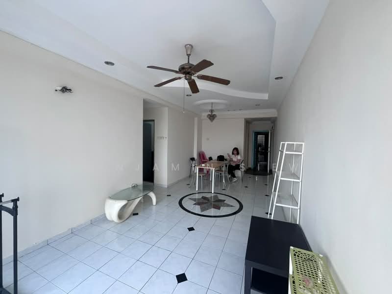 Condominium for Rent at Forest Green - Benjamin Siew - Living Room - PropertyGuru.com.my