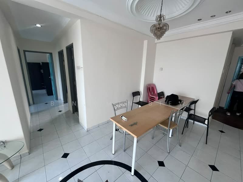 Condominium for Rent at Forest Green - Benjamin Siew - Corridor - PropertyGuru.com.my