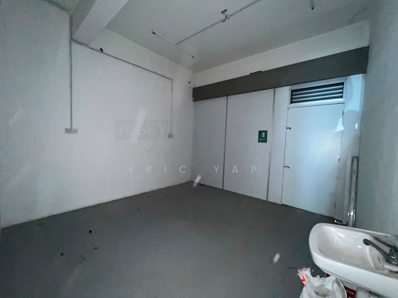 Shop / Office for Rent in Puncak Alam (Selangor) - Eric Yap - Interior - PropertyGuru.com.my