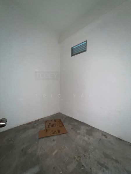 Shop / Office for Rent in Puncak Alam (Selangor) - Eric Yap - Interior - PropertyGuru.com.my