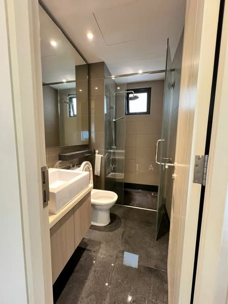 Servis Apartment untuk Dijual di Residency V - Emily Tai - Bathroom - PropertyGuru.com.my