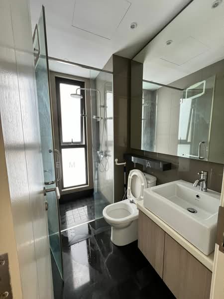 Servis Apartment untuk Dijual di Residency V - Emily Tai - Bathroom - PropertyGuru.com.my