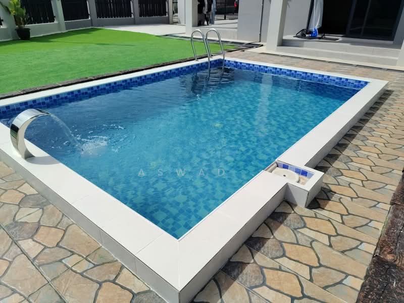 Rumah Banglo untuk Dijual di Bertam Perdana 2 (Kepala Batas) - Aswad . - Pool - PropertyGuru.com.my