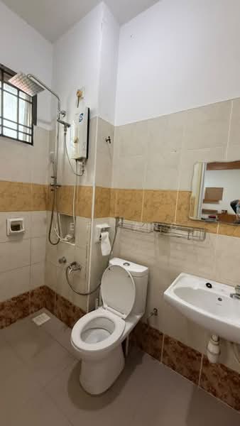 Rumah Teres 2-Tingkat untuk Dijual di Bukit Indah (Iskandar Puteri (Nusajaya)) - Jeff Ang - Bathroom - PropertyGuru.com.my