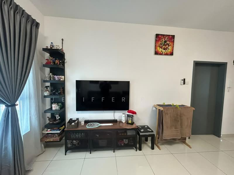 Servis Apartment untuk Dijual di TRIO By Setia - Jeniffer P'ng - Living Room - PropertyGuru.com.my