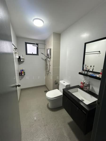 Servis Apartment untuk Dijual di TRIO By Setia - Jeniffer P'ng - Bathroom - PropertyGuru.com.my