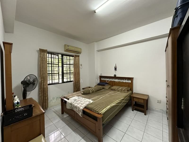 Condominium for Sale at Bayu Tasik 1 - Syakila Mokhtar - Bedroom - PropertyGuru.com.my