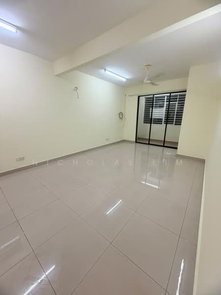 Pangsapuri untuk Disewa di Anggerik Residensi - Nicholas Lim - Living Room - PropertyGuru.com.my
