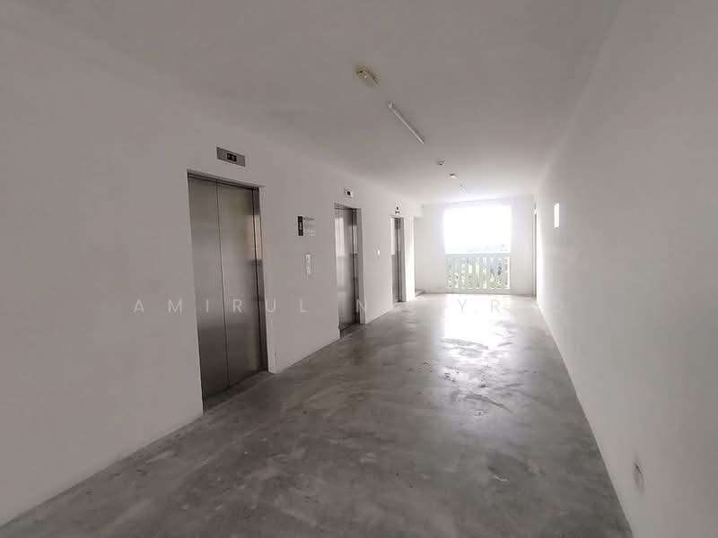 Pangsapuri untuk Dijual di De Cendana - Amirul Nasyriq - Corridor - PropertyGuru.com.my