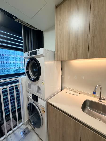 Service Residence for Sale at Suasana @ Utropolis - Jossie Teoh - Balcony - PropertyGuru.com.my
