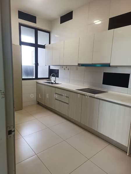 Service Residence for Rent at D'Summit Residences - Glenn Twe - Kitchen - PropertyGuru.com.my