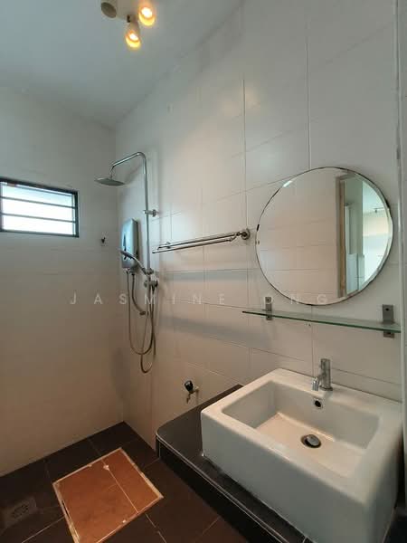 Rumah Teres 1 Tingkat untuk Dijual di Kepong Baru (Kepong) - Jasmine Ong - Bathroom - PropertyGuru.com.my