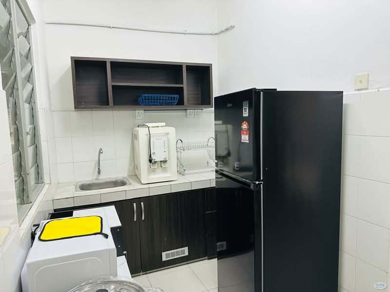 Servis Apartment untuk Disewa di The Academia @ South City Plaza - Evanslee . - Kitchen - PropertyGuru.com.my