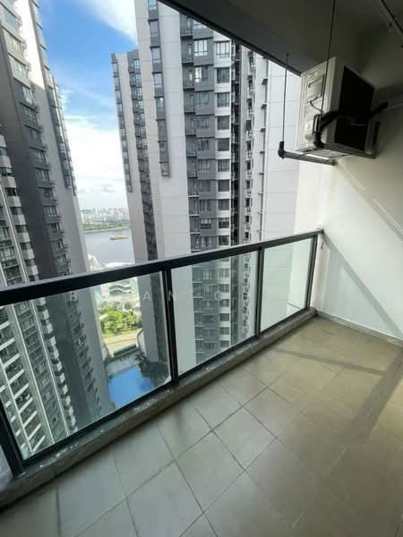 Servis Apartment untuk Dijual di R&F Princess Cove Phase 1 - Bryan Chiew - Balcony - PropertyGuru.com.my