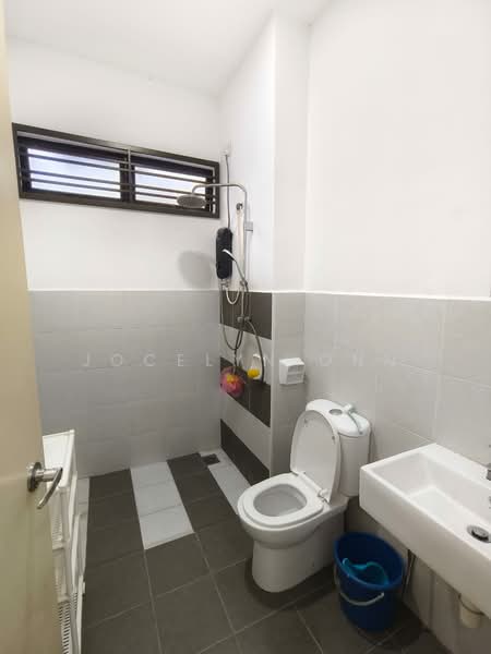 Rumah Teres 2 Tingkat untuk Dijual di Pasir Gudang (Johor) - Jocelyn Onn - Bathroom - PropertyGuru.com.my