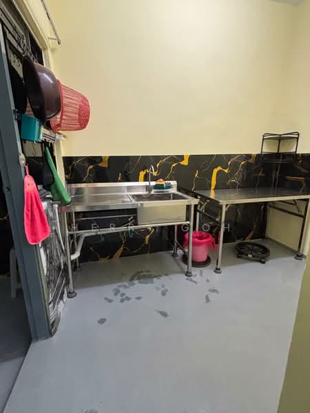 Flat for Rent at Taman Gaya - Herry Goh - Kitchen - PropertyGuru.com.my